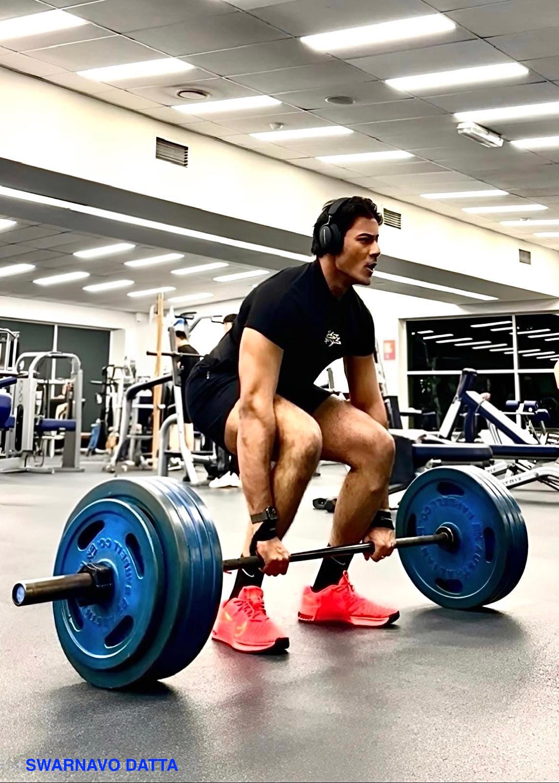 Best Gym Clothes and Accessories for Men in 2025